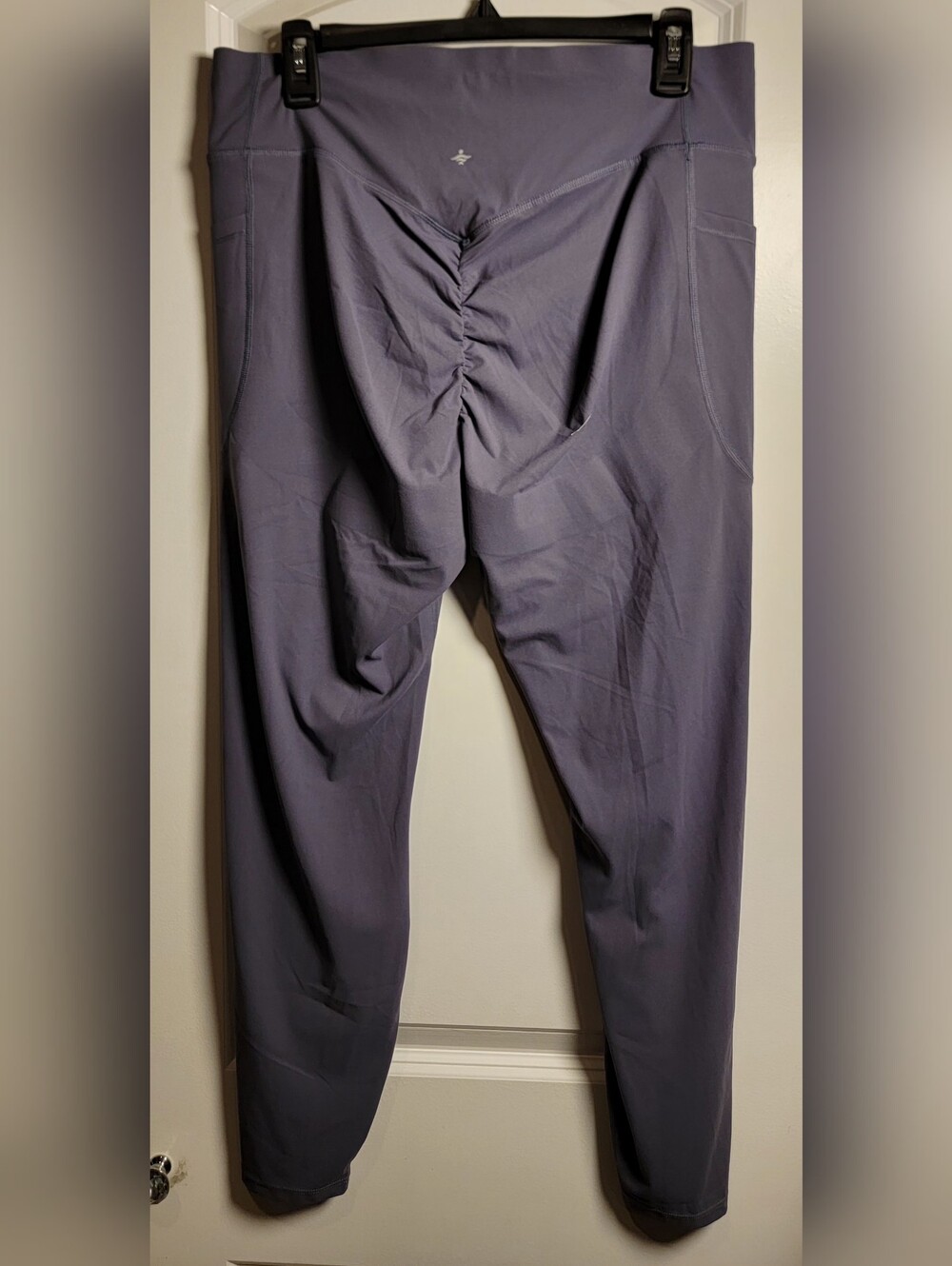 NWOT Halara Gray Booty Poppin Scrunch Butt 7/8 Leggings XL